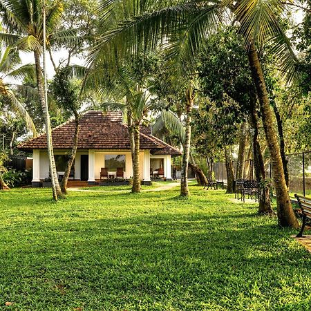 Paadam By The Backwaters Kumarakom Ngoại thất bức ảnh