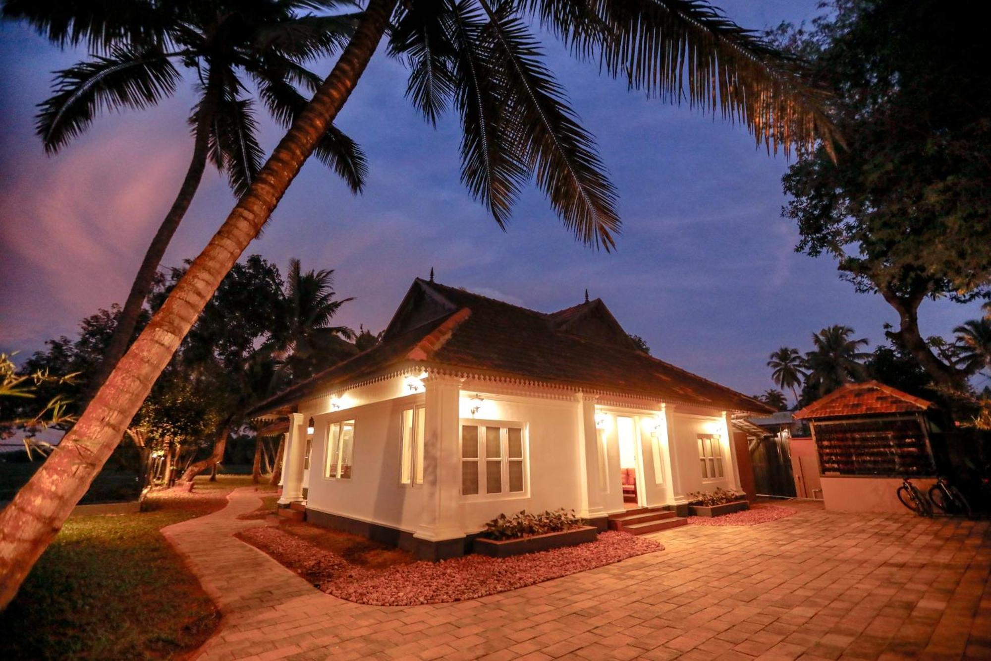 Paadam By The Backwaters Kumarakom Ngoại thất bức ảnh