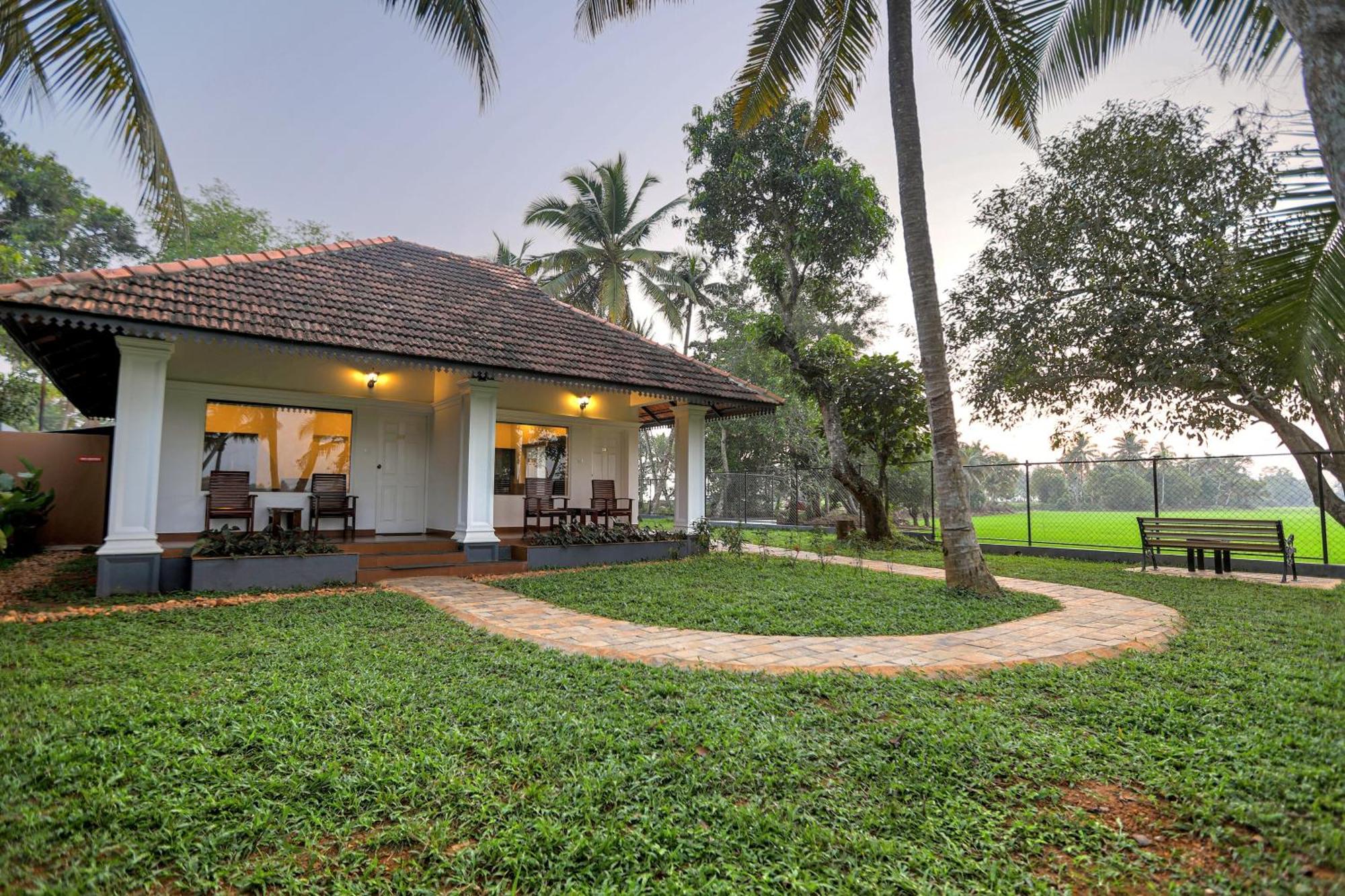 Paadam By The Backwaters Kumarakom Ngoại thất bức ảnh